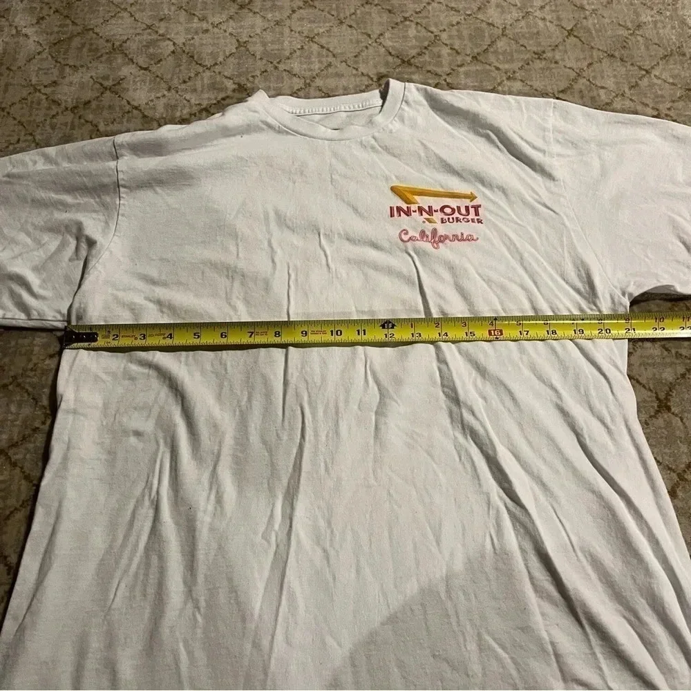 In-N-Out Burger California White SHIRT Short Sleeve XL Sports Classic Cars